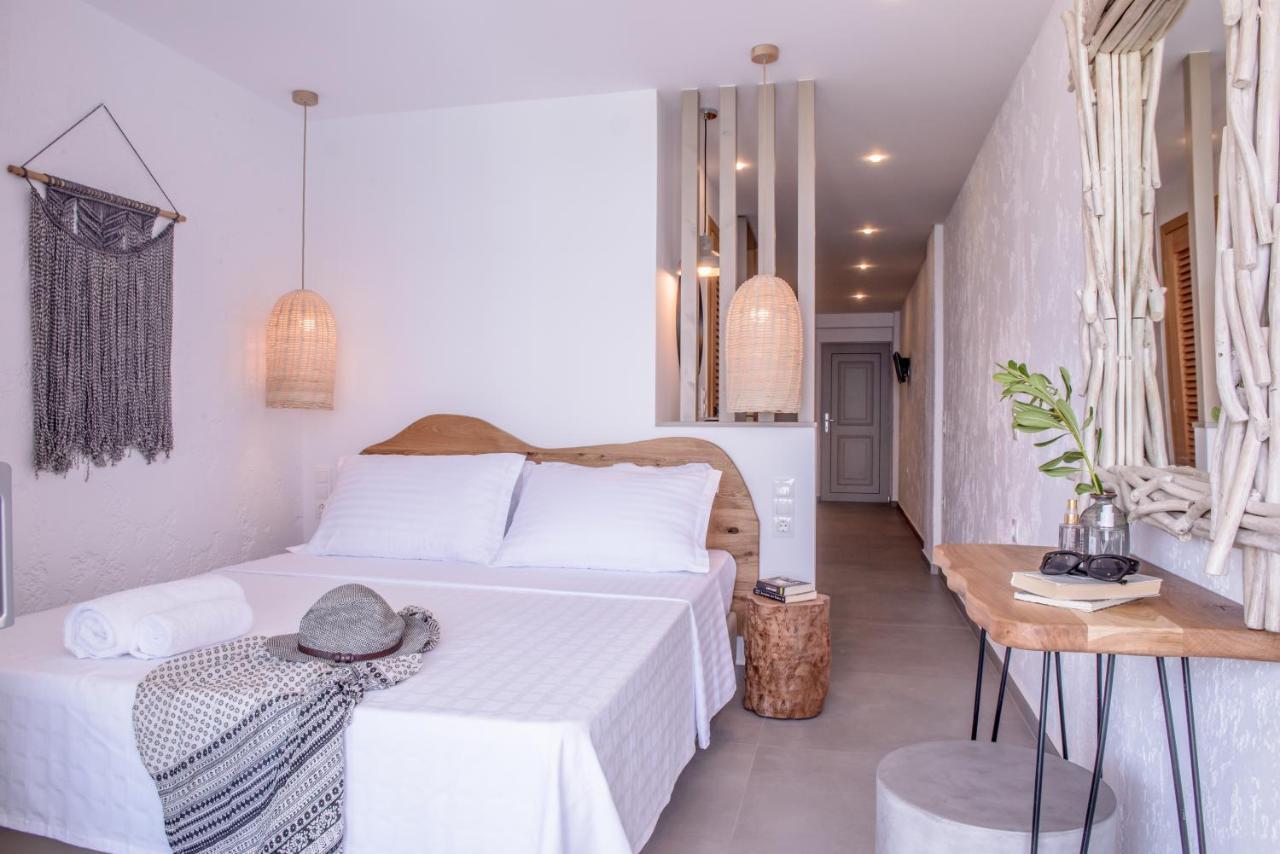 Laia Seafront Luxury Apartments อาเยีย เปลาเยีย ภายนอก รูปภาพ